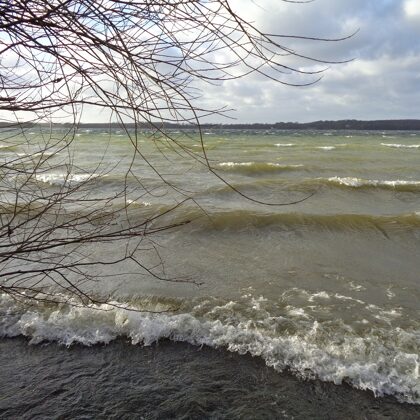 Orkanartige Böen der Stärke 11 Plöner See 